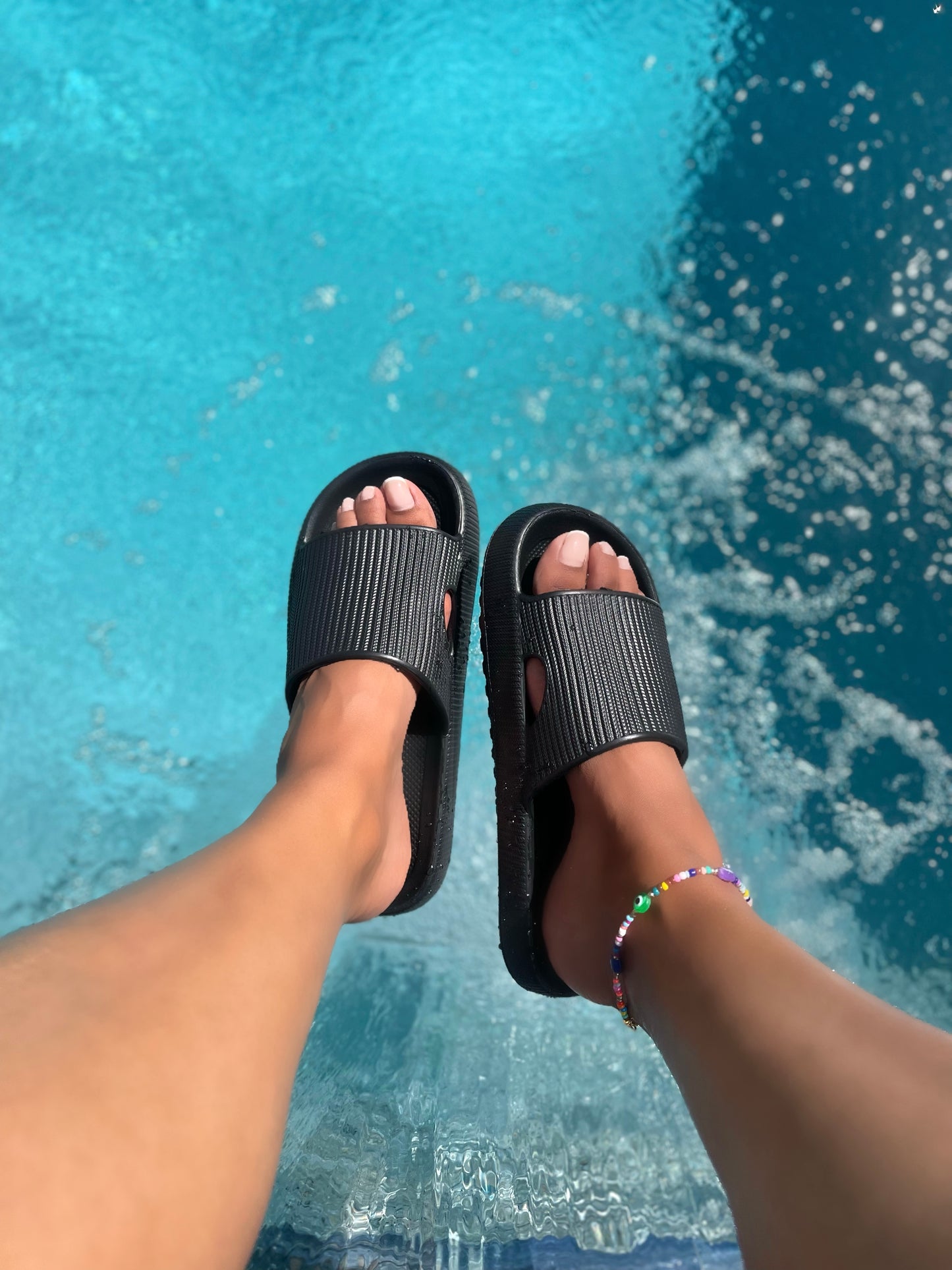 Ava Slides-Black