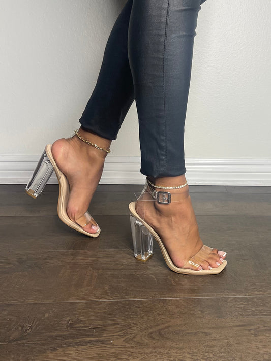 Leilani Heel